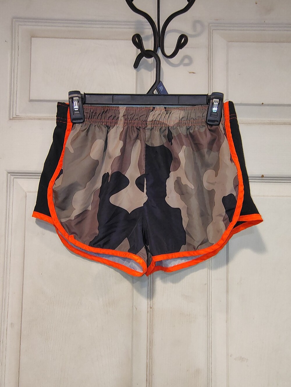 B Sport Women's Size S Green Camo Shorts